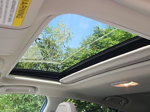 Certified 2024 Subaru Crosstrek 2.0i Premium AWD/4WD image 8
