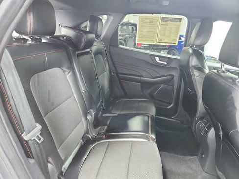 Used 2024 Ford Escape ST-Line w/ Tech Pack #1 FWD image 38