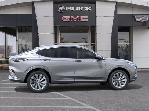 New 2026 Buick Envista Avenir image 5