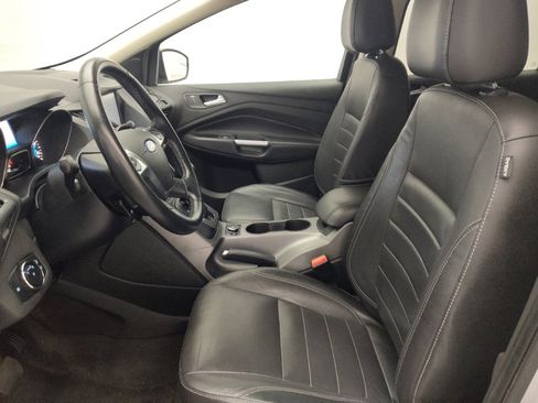 Used 2014 Ford Escape SE w/ Equipment Group 201A FWD image 17