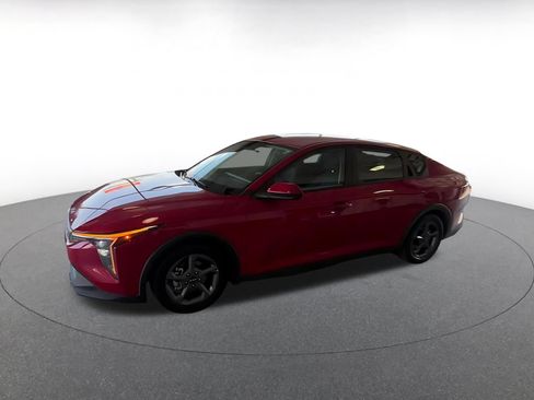 Used 2025 Kia K4 FWD image 6