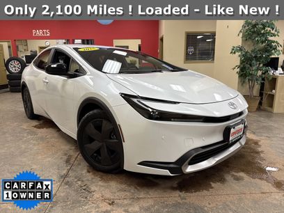 Used 2025 Toyota Prius Plug-In Hybrid