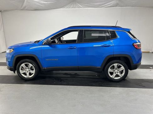 Used 2023 Jeep Compass Latitude w/ Convenience Group AWD/4WD image 6