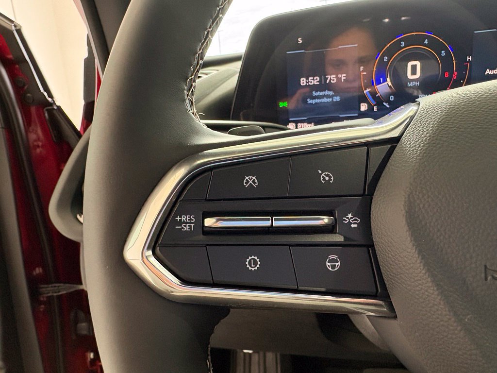 New 2027 Chevrolet Traverse Z71 w/ Enhanced Driving Package AWD/4WD image 4