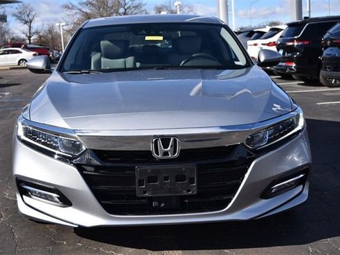 Used 2020 Honda Accord EX image 4