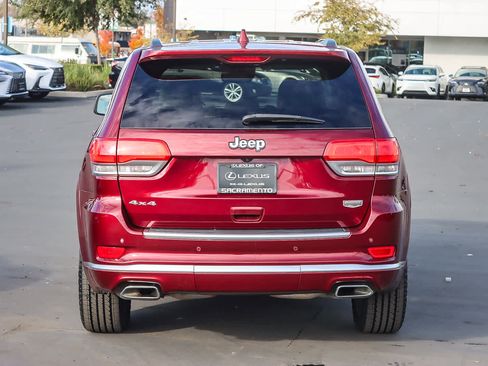 Used 2017 Jeep Grand Cherokee Summit image 3