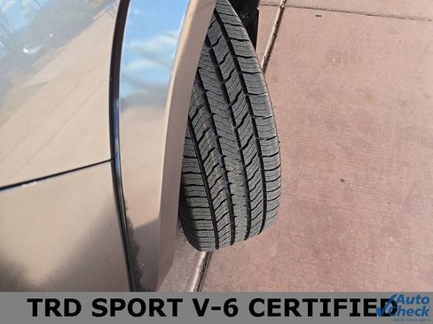 Used 2022 Toyota Tacoma TRD Sport image 36