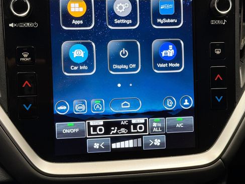 Used 2024 Subaru Crosstrek 2.0i Premium image 10