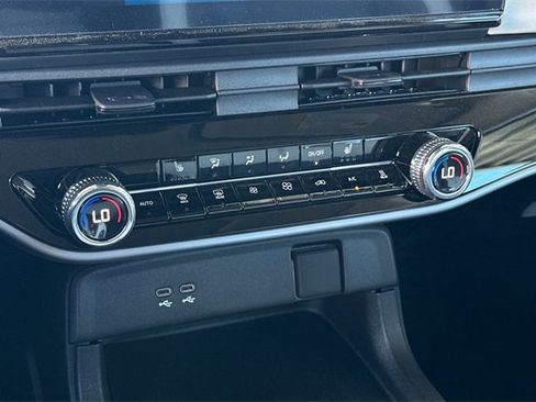 Used 2025 Honda Prologue Touring image 25