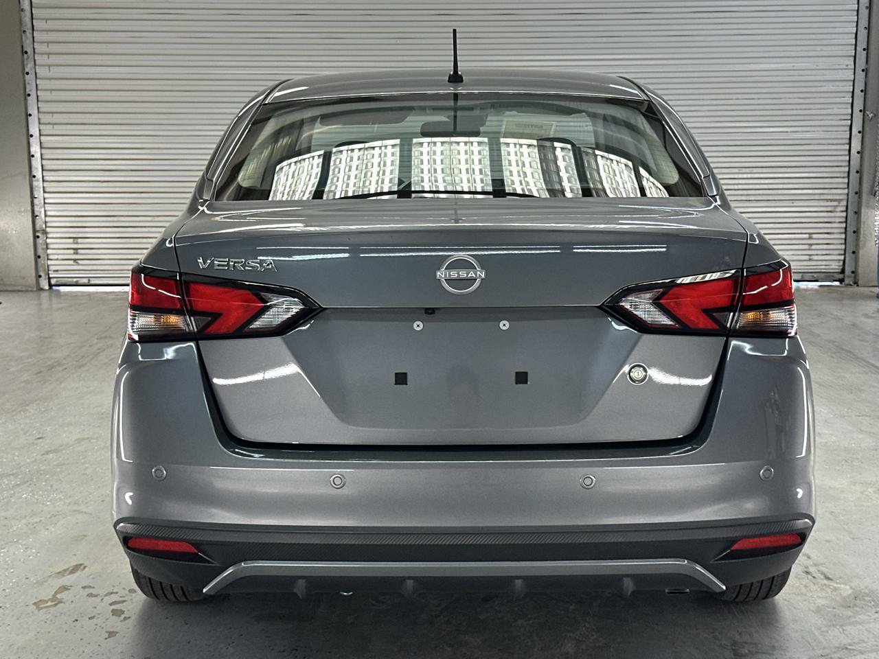 Used 2025 Nissan Versa S w/ Trunk Package FWD image 7
