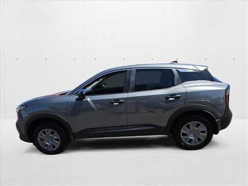 Used 2025 Nissan Kicks S image 8