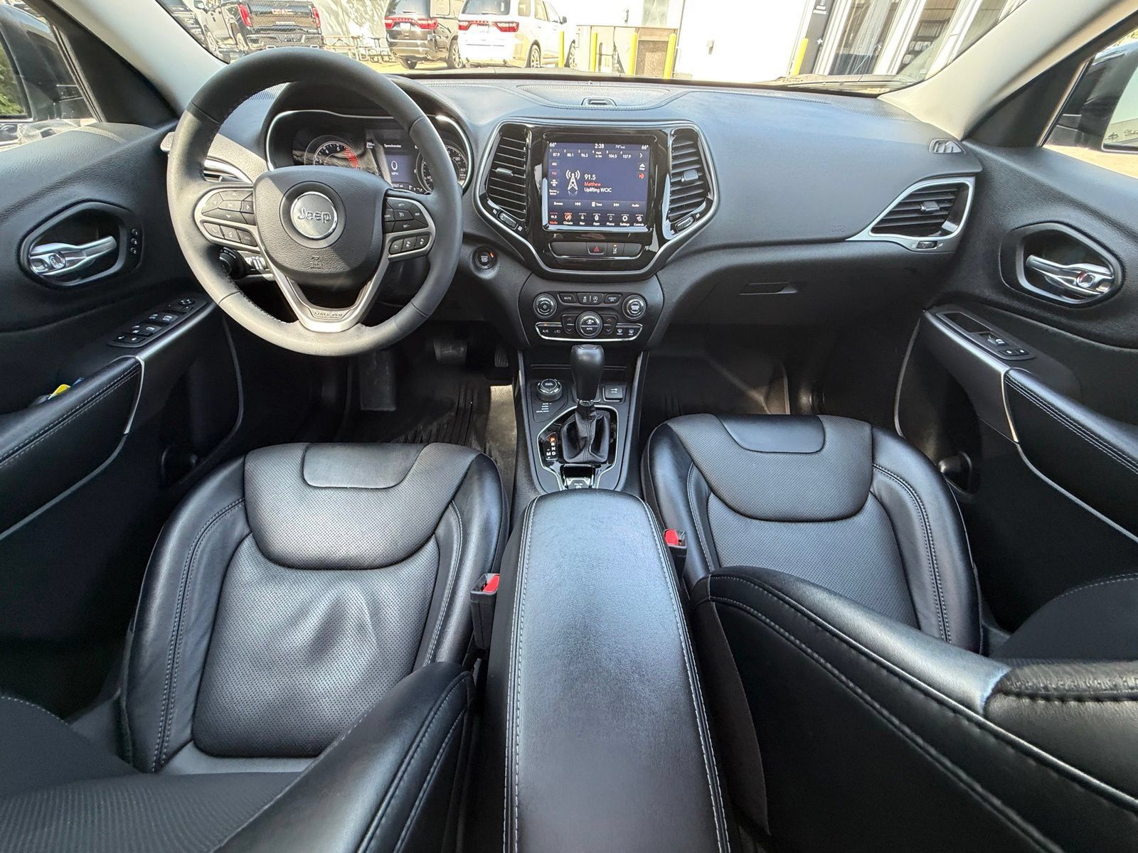 Used 2022 Jeep Cherokee Limited w/ Elite Package AWD/4WD image 20