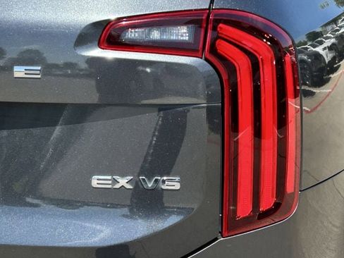 Used 2021 Kia Telluride EX w/ Towing Package image 7