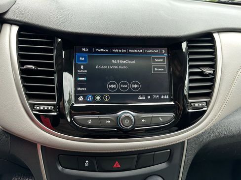 Used 2018 Chevrolet Trax LT AWD/4WD image 24