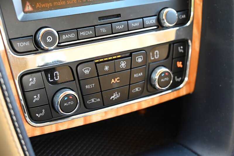 Used 2014 Bentley Flying Spur W12 AWD/4WD image 50