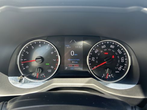 Certified 2022 Toyota RAV4 XLE w/ Convenience Package AWD/4WD image 27