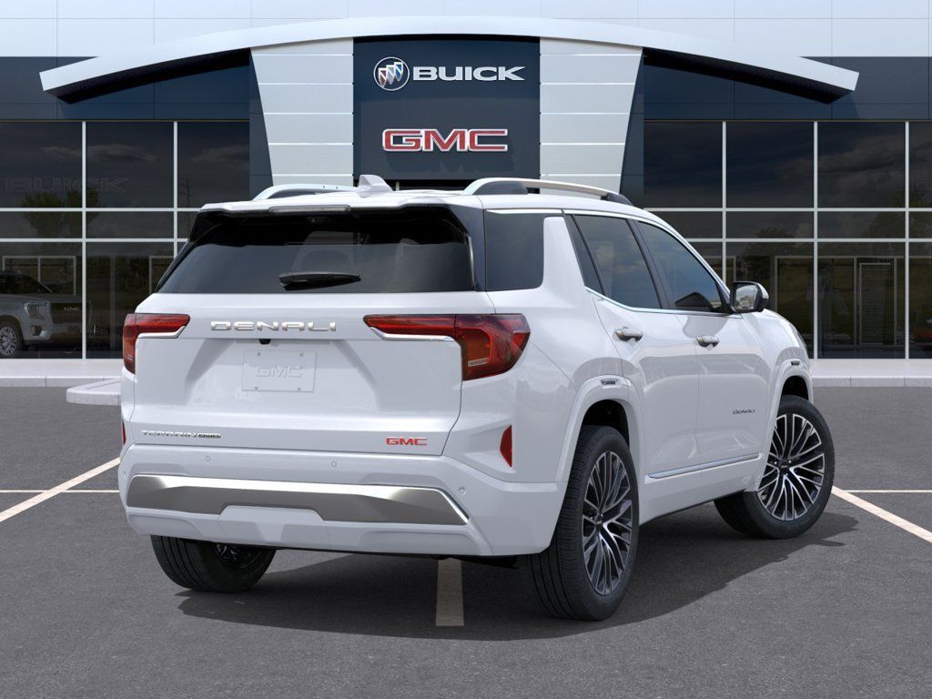 New 2027 GMC Terrain Denali w/ LPO, Floor Liner Package AWD/4WD image 4