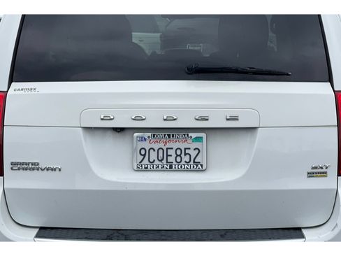 Used 2019 Dodge Grand Caravan SXT FWD image 15