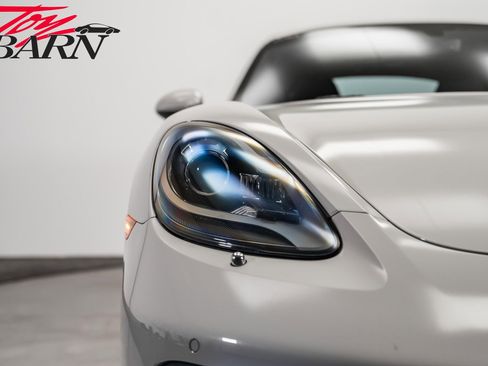 Used 2018 Porsche 718 Cayman S image 10