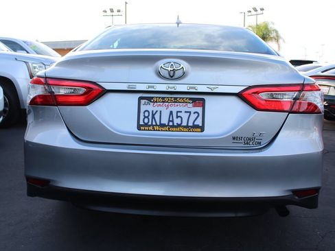 Used 2019 Toyota Camry LE w/ Carpet Mat Package FWD image 13