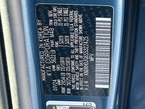 Certified 2025 Kia Sorento EX image 31