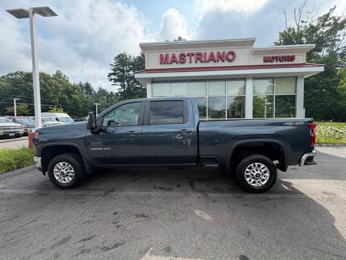 Used 2020 Chevrolet Silverado 2500 LT w/ Fleet Comfort Package AWD/4WD image 10