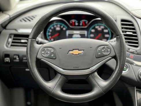Used 2019 Chevrolet Impala Premier w/ Premier Confidence Package image 32