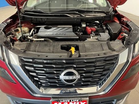 Used 2023 Nissan Rogue S AWD/4WD image 9