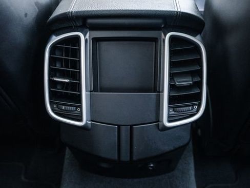 Used 2014 Porsche Cayenne GTS image 70