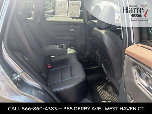Used 2021 Nissan Rogue SV w/ Premium Package AWD/4WD image 23