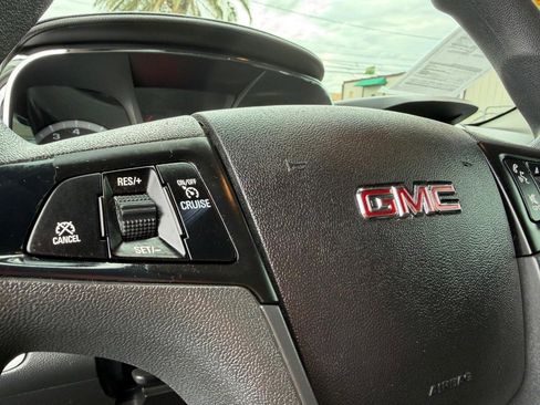 Used 2017 GMC Terrain SLE FWD image 27