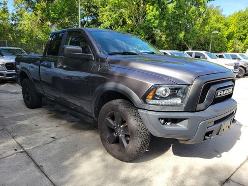 Used 2019 RAM 1500 Warlock AWD/4WD image 4