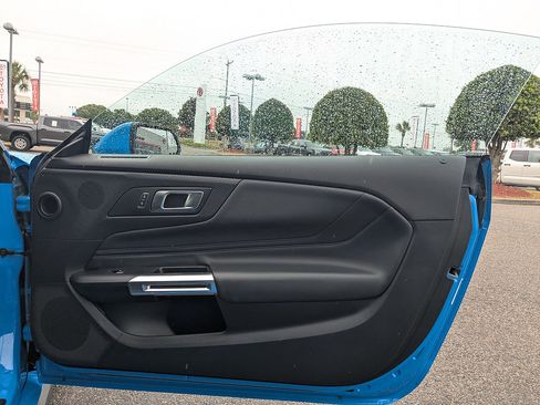 Used 2024 Ford Mustang Premium RWD image 27