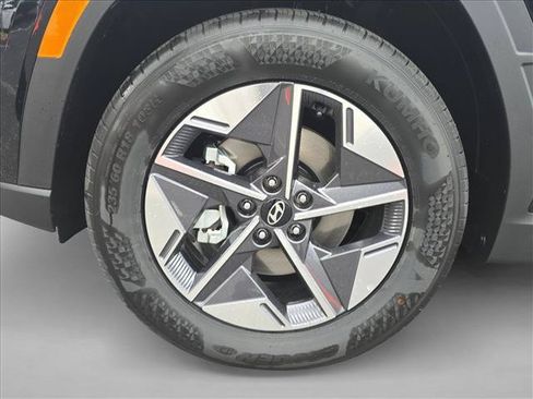 New 2026 Hyundai Tucson SEL FWD image 9