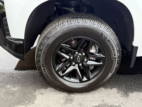 Used 2019 Chevrolet Silverado 1500 LT Trail Boss image 9