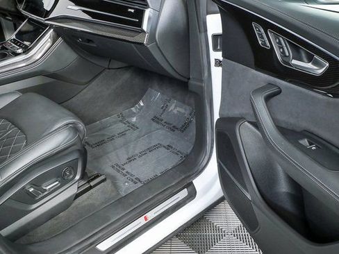 Used 2023 Audi SQ8 Prestige w/ Prestige Package image 26