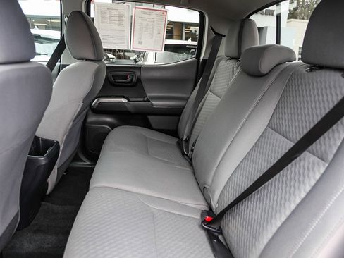 Used 2021 Toyota Tacoma SR5 image 17