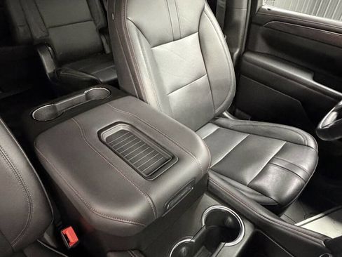 Used 2022 Chevrolet Tahoe RST w/ Sport Performance Package image 26