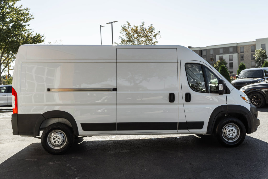 Used 2023 RAM ProMaster 2500 FWD image 3