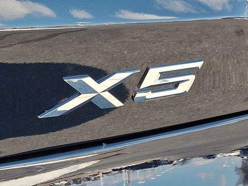 New 2026 BMW X5 xDrive50e image 21