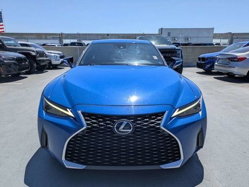 Used 2022 Lexus IS 300 w/ Premium Package RWD image 8