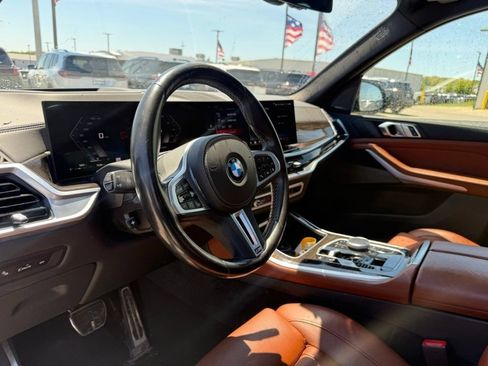 Used 2024 BMW X5 M60i AWD/4WD image 35