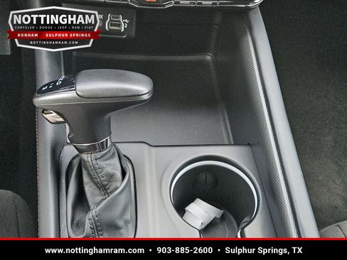 Used 2025 Dodge Durango GT AWD/4WD image 16