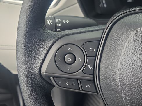 Certified 2026 Toyota Corolla Cross L FWD image 15