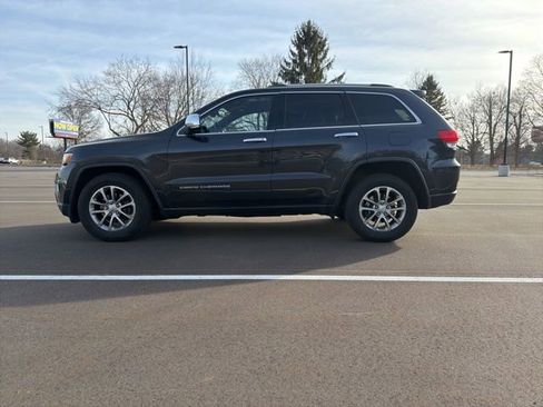 Used 2015 Jeep Grand Cherokee Limited w/ Luxury Group II image 2