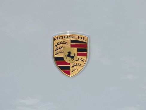 Certified 2026 Porsche Macan AWD/4WD image 27