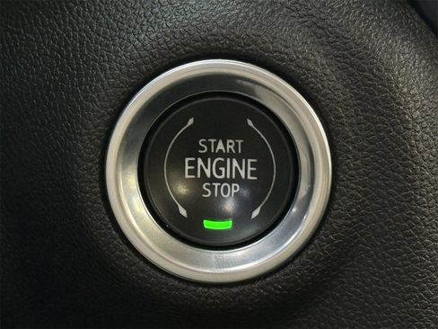 Used 2021 Chevrolet Silverado 1500 RST w/ Bed Protection Package image 19