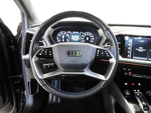 Used 2023 Audi Q4 e-tron Prestige image 21