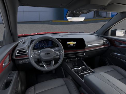 New 2026 Chevrolet Traverse Z71 w/ Driver Confidence Package image 15