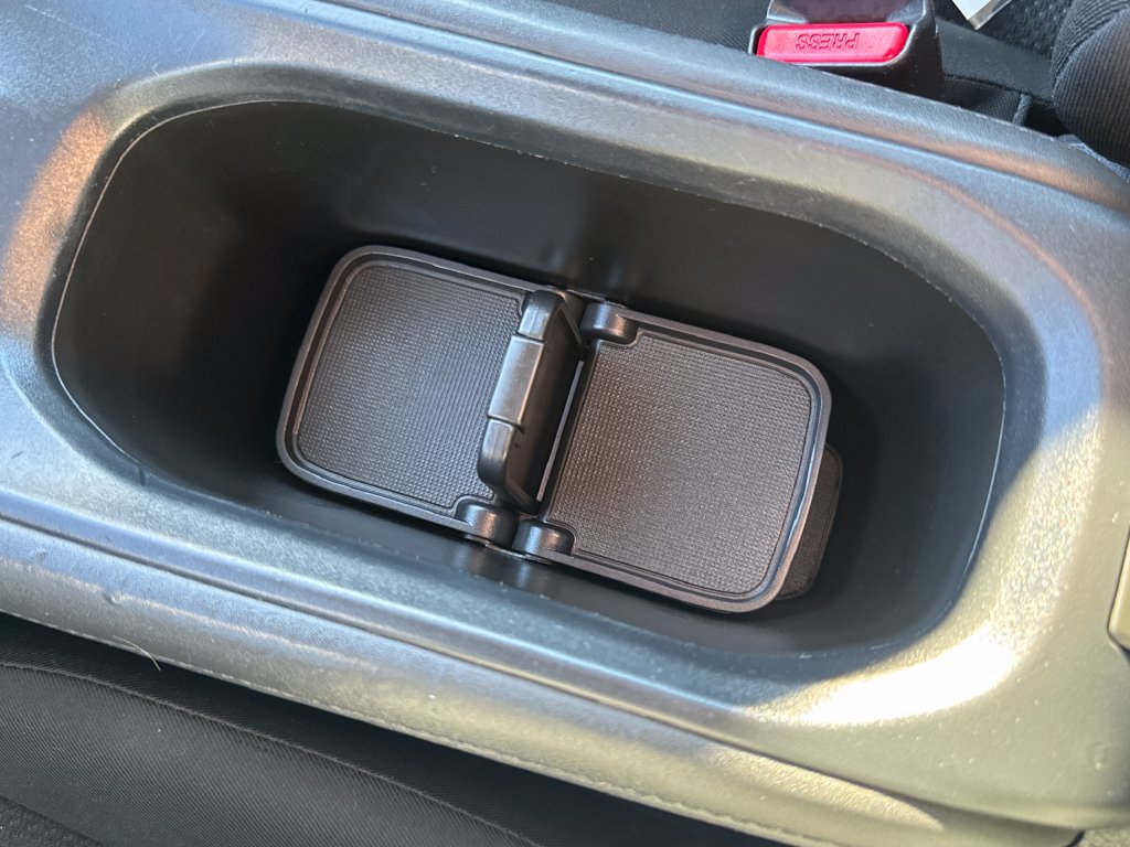 Used 2016 Honda HR-V EX image 28
